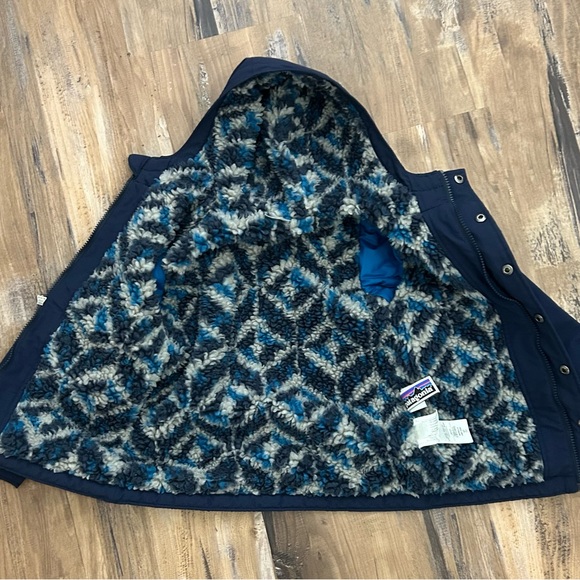 Patagonia Kids Navy Hooded Puffer Jacket - Picture 4 of 7
